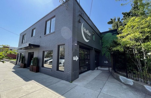 East Market District Apartamento | Market #1 · Stellar Suites | King Loft | NuLu | Boutique Hotel