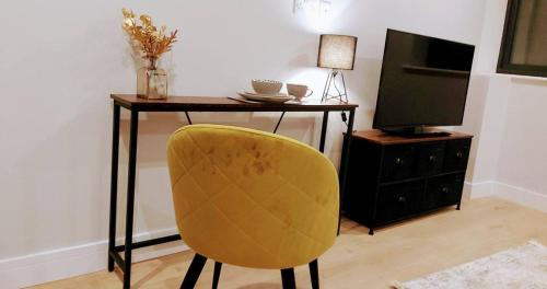 Northampton Apartamento | Market Haven Kingsize Studios Town Centre with Netflix, Business & Leisure travellers, multiple units available
