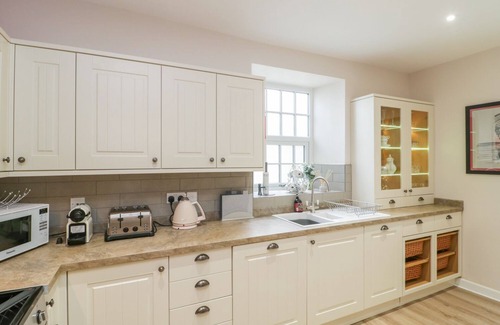 Abbotsbury Cabaña | Market House