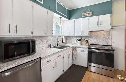 Cascade Apartamento | Quaint Cottage in downtown Cascade