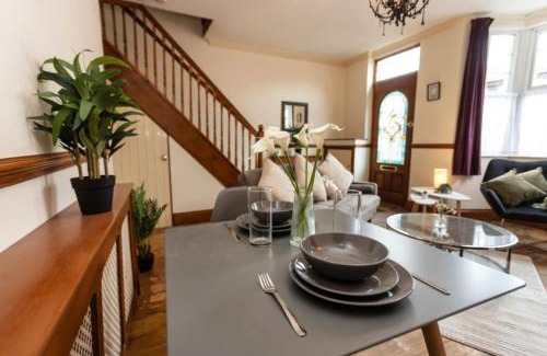 Staple Hill Casa | Marlborough St - Contractors Long Stays by ShortStayUK