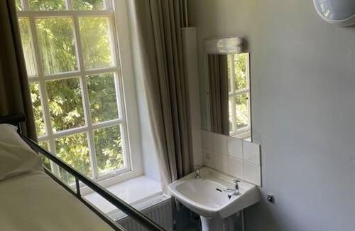 Llandudno Junction Apartamento | Marle Hall - Dorm Rooms (Red)