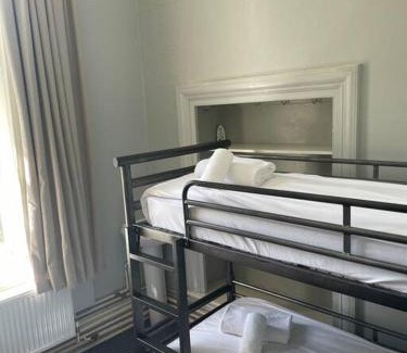 Llandudno Junction Apartamento | Marle Hall - Dorm Rooms (Red)