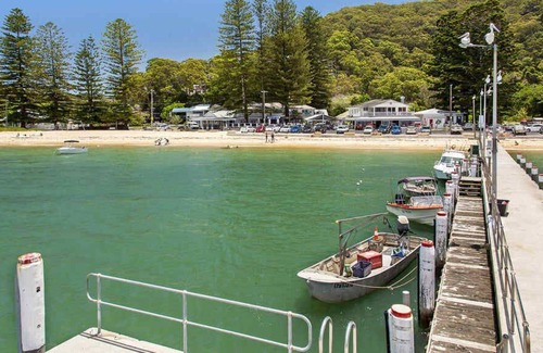 Patonga Casa | Marley's Retreat By Coast Holidays