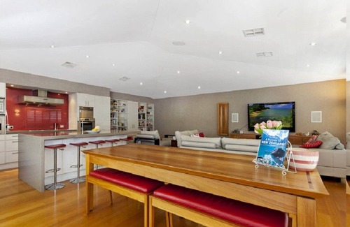Patonga Casa | Marleys Retreat @ Patonga