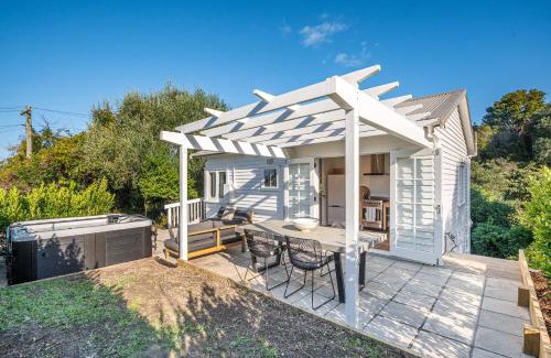 Oneroa Casa | Marmalade Cottage
