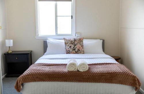 Ballandean Casa | Marnita Farmhouse at Golden Grove Estate Winery