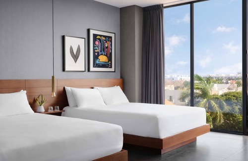 Centro de Playa del Carmen Hotel | MARQUEE Playa Hotel