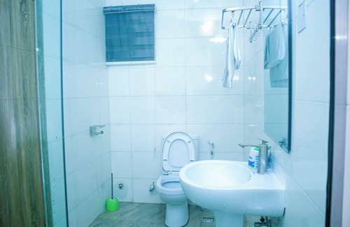 Egbeda Hotel | Marqueeland Hotel and suites