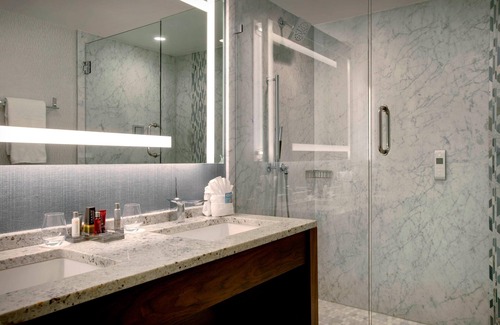 Greensboro Hotel | Marriott Greensboro Airport