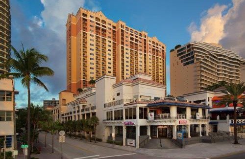 Central Beach Hotel | Marriott's BeachPlace Towers
