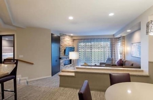 Palm Desert Hotel | MARRIOTT'S DESERT SPRINGS VILLAS-2 BEDROOM SUITE!
