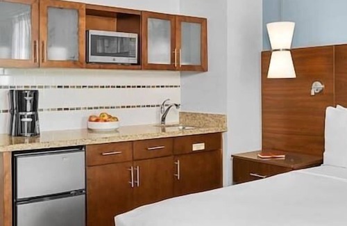 Palm Desert Hotel | Marriott's Desert Spring Villas II, Sauna, Pool!