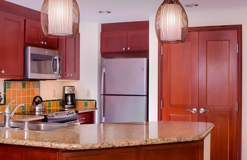 Ko Olina Complejo | Marriott's Ko Olina Beach Club 1 Bedroom - Many Dates Available!