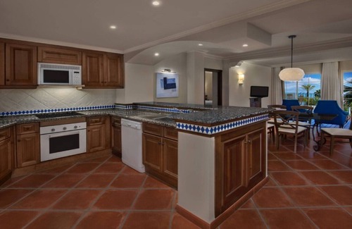 Estepona Complejo | Marriott's Playa Andaluza 3 Bedroom Sea Front