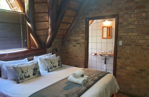 Kwambonambi Cabina | Marrob Lodge