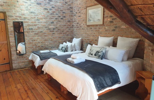 Kwambonambi Cabina | Marrob Lodge