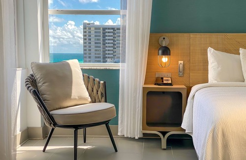 City Center Hotel | Marseilles Beachfront Hotel