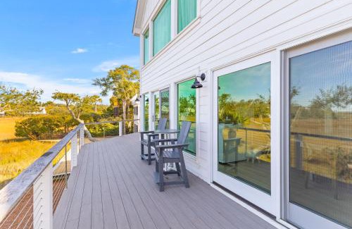 Marsh Island Casa | Marsh Island 9 - Best Sunset on the Island! Renovated Home!