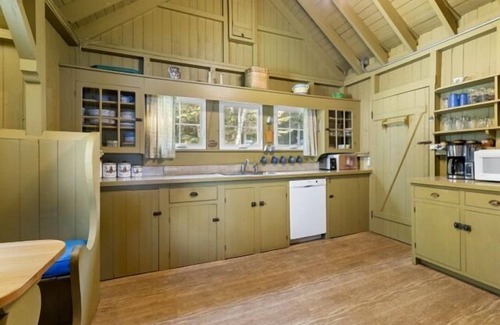 Port Clyde Casa | Marshall Point Cottage, classic 5-bedroom Maine cottage with harbor views