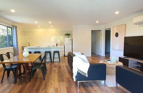 Killcare Casa | 'Martha Jane's' by Accom Holidays