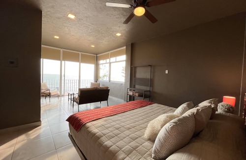 Manzanillo Hotel | Marthas Suites & Hotel