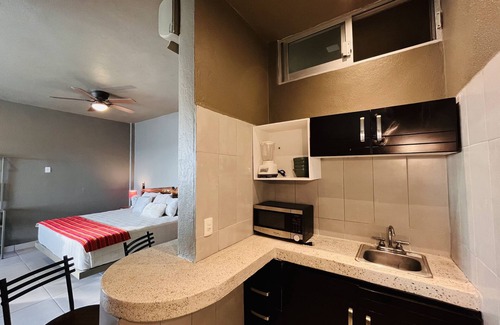 Manzanillo Hotel | Marthas Suites & Hotel
