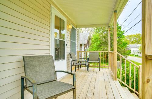 Oak Bluffs Casa | Marthas Vineyard Home Walk to Oak Bluffs Beach!