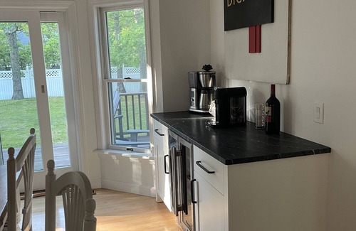Vineyard Haven Casa | Martha’s Vineyard newly renovated house. Walk to downtown, boat and beach.