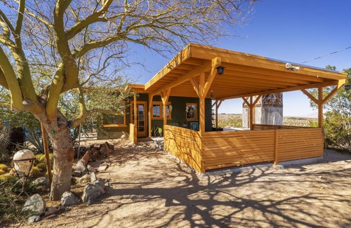 Joshua Tree Casa | 🌵Martian Rose - Out of this World Stargazing Cabin and Incredible Dark Skies🌵