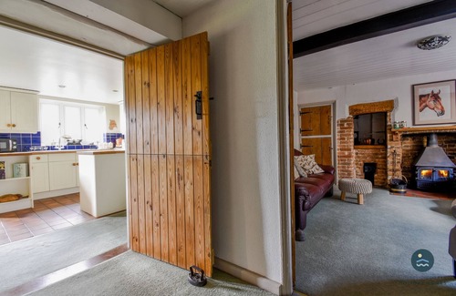 Holworth Cabaña | Martie Cottage - cosy cottage, idyllic village