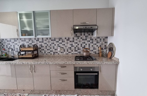Martil Apartamento | Descubre el lujo en Martil: Lujoso apartamento junto al mar te espera
