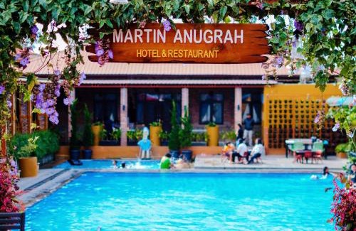 Parmonangan Hotel | Martin Anugrah Hotel & Restaurant