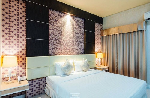 Surin Hotel | Martina Hotel
