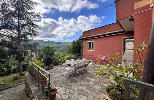 Castiglione Chiavarese Apartamento | Martina's house in San Pè apartment surrounded by nature 20 min from the sea