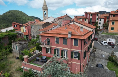 Castiglione Chiavarese Apartamento | Martina's house in San Pè apartment surrounded by nature 20 min from the sea