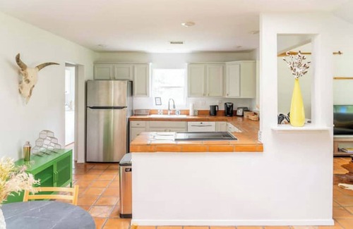 Martindale Casa | Martindale River House