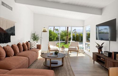 Racquet Club Estates Casa | Martini Weekend