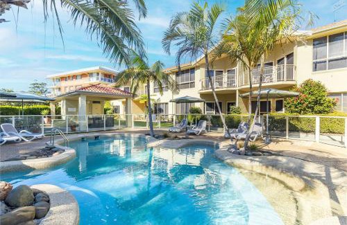 Nelson Bay Apartamento | Martys 7 2 Intrepid Cl - pool , air con , Wi-Fi and linen