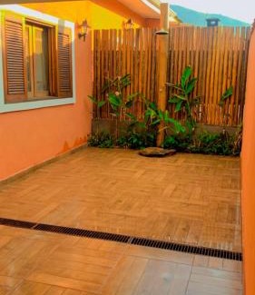 Agua Branca Casa | Maruá Casa próximo da praia do Perequê com garagem e churrasqueira