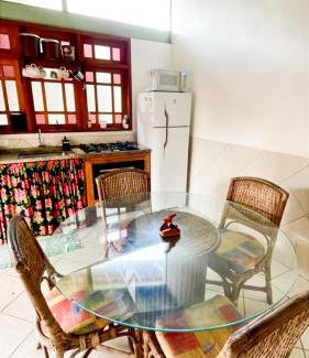 Agua Branca Casa | Maruá Casa próximo da praia do Perequê com garagem e churrasqueira