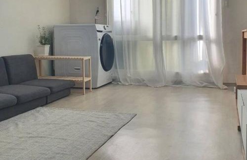 Wolgye-dong Apartamento | Maru house Tranquil and Airy Space for Long or Short Stays in Nowon 2 qeen bed, near market, air-conditioner, Samsung TV