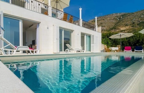 Plat Villa | Maravillosa Villa Cavtat | Cinco Dormitorios | Villa Orlando | Piscina Privada | Impresionantes vist