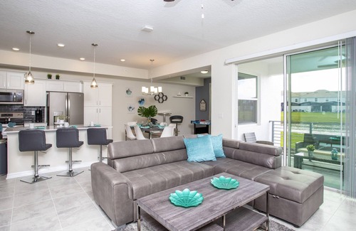 Kissimmee Condominio | Marvelous 2 Bd Apt Close to Disney at Storey Lake 106 3121