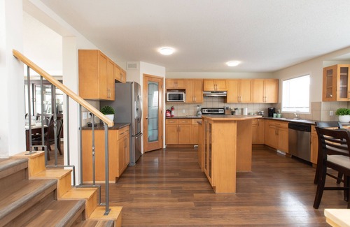 Fort Gary Casa | Marvelous Bedroom House on Comdale