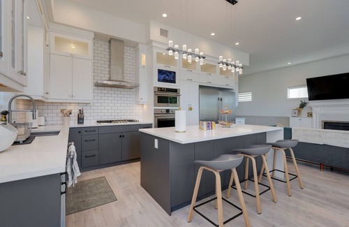 Langford Casa | Marvelous Home In Victoria, BC