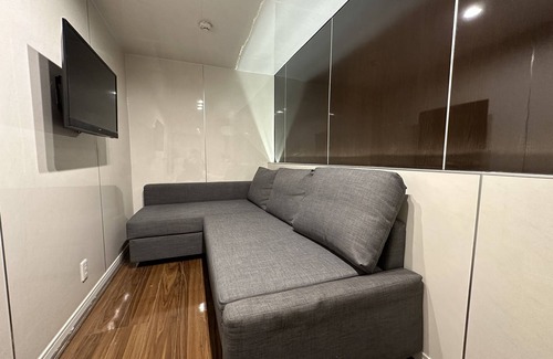 Chinatown Casa | Una casa ubicada en el centro de Yokohama Chinatown.Tiene capacidad para 8 personas y es ideal para familias.