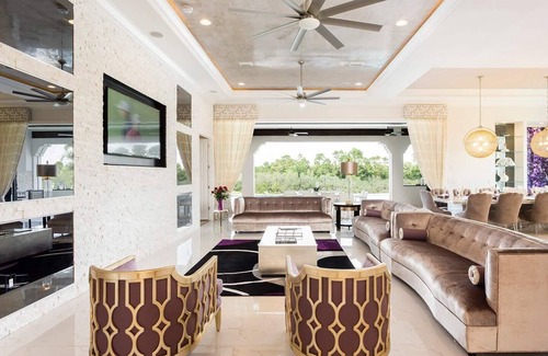 Reunion Casa | Marvelous Oasis with Game Room at Reunion