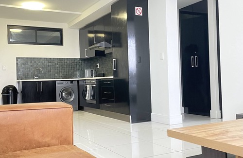 Windhoek Apartamento | Mary-B Apt