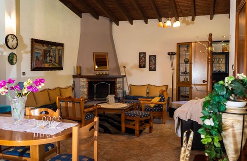 Kalambaka Casa | Mary's country house near Meteora
